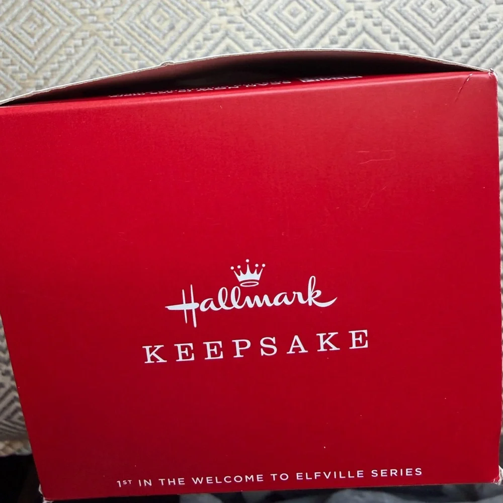 Hallmark Keepsake welcome to elf Ville Candy’s bakery ornaments, set of 2 44.99 - Picture 3 of 6